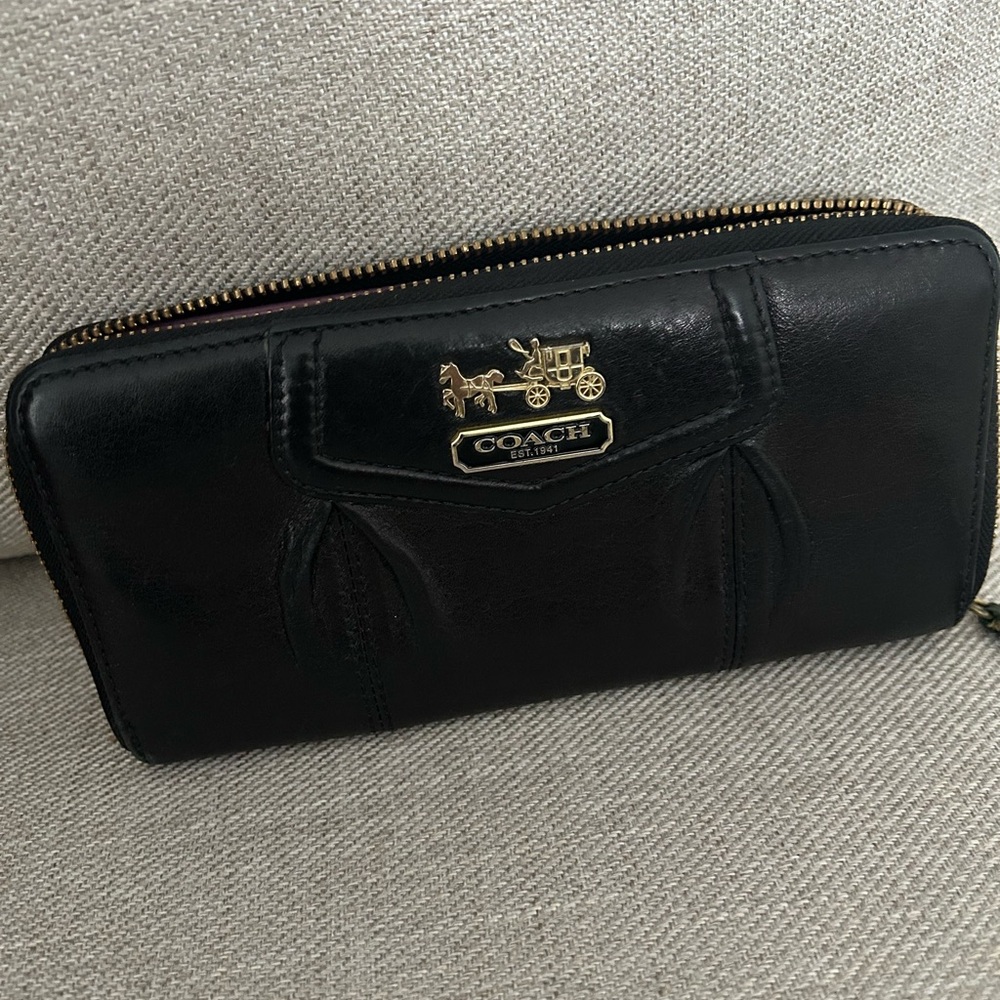 Madison Coach Black Leather Zip-Around Wallet